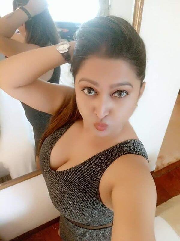 Escort Service Mishti In Noida